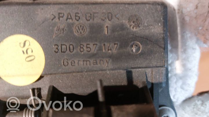 Volkswagen Phaeton Muut kojelaudan osat 3D0857147