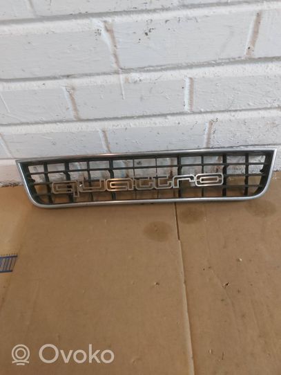 Audi A6 S6 C5 4B Grille inférieure de pare-chocs avant 4B3807647