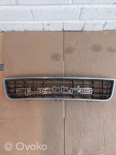 Audi A6 S6 C5 4B Grille inférieure de pare-chocs avant 4B3807647