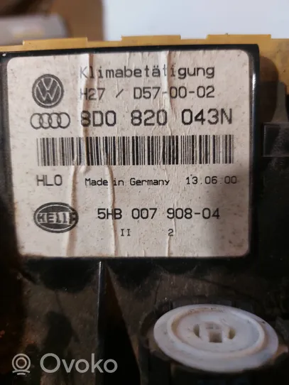 Audi A4 S4 B5 8D Panel klimatyzacji 8D0820043N