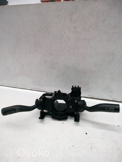 Volkswagen Touareg I Moteur d'essuie-glace 558770