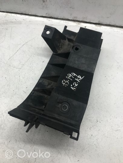 Audi A3 S3 8L Staffa di rinforzo montaggio del paraurti posteriore 8L0807377