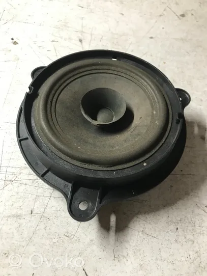 Nissan Qashqai Enceinte de porte arrière 28156AV700