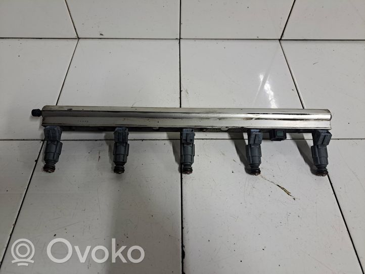 Volvo V70 Injecteur de carburant 9186060