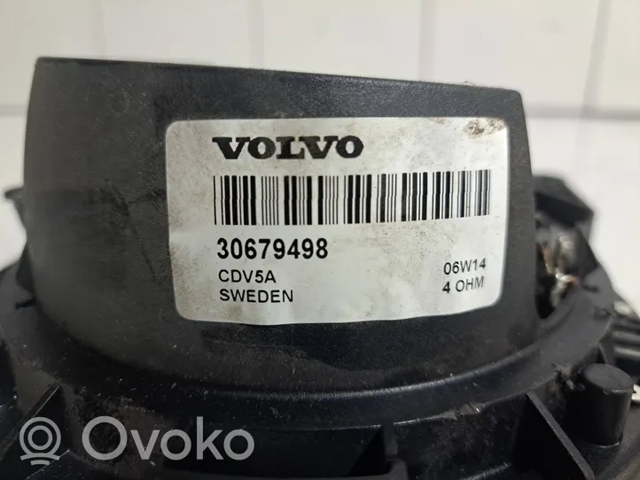 Volvo V70 Takaoven kaiutin 30679498