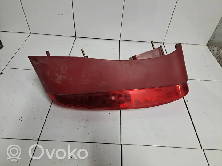 Peugeot 807 Rear/tail lights 2551