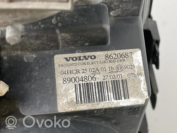 Volvo V70 Etu-/Ajovalo 89004806