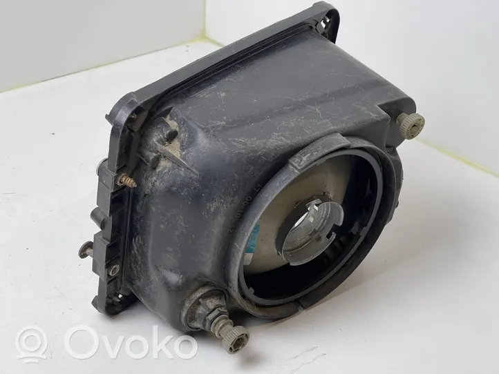 Mercedes-Benz 207 310 Phare frontale 12130100