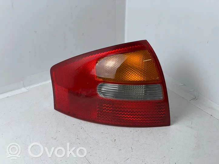 Audi A6 S6 C5 4B Lampa tylna 14815101