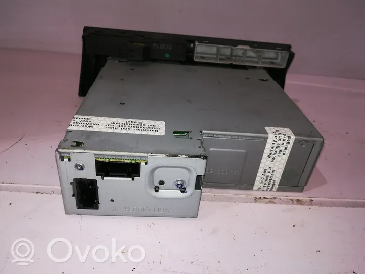 Audi A5 Radio / CD/DVD atskaņotājs / navigācija 8T1035110B