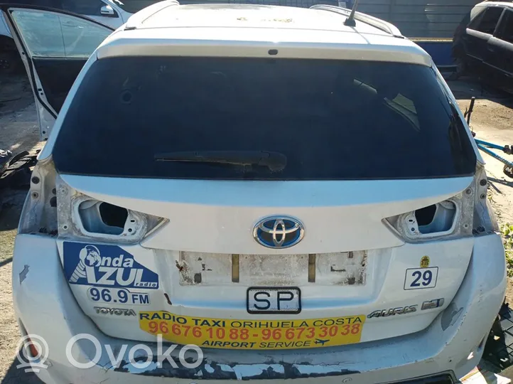 Toyota Auris 150 Takaluukun/tavaratilan kahva 