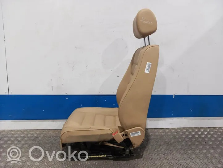 Volkswagen Touareg I Fotel przedni pasażera 