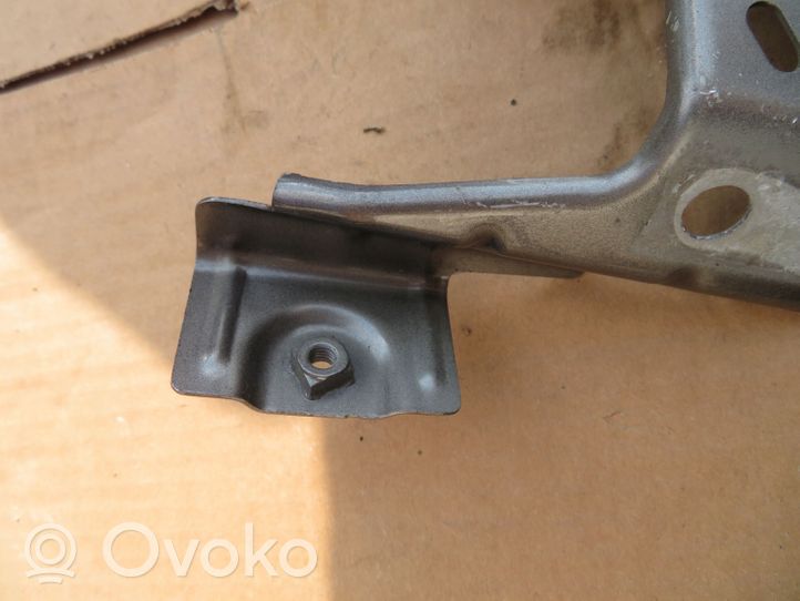 Volkswagen Polo VI AW Supporto di montaggio del parafango 2G0821135