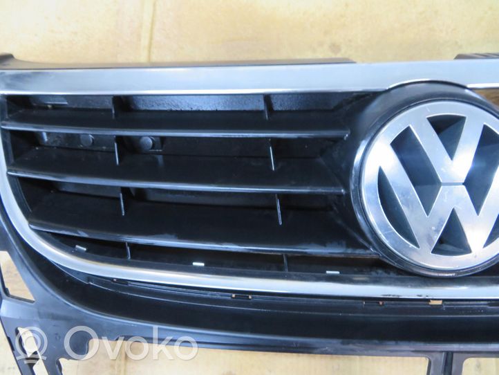 Volkswagen Touran III Grille calandre supérieure de pare-chocs avant 1T0853663