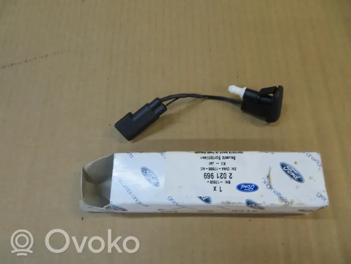 Ford Kuga I Dysza spryskiwacza szyby przedniej / czołowej CV44-17666-AC