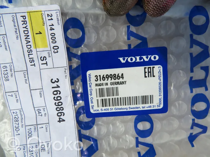 Volvo S90, V90 Etuoven tuulilasin kisko 31699864