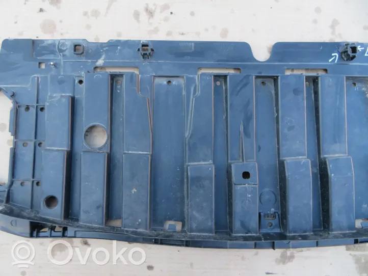 Renault Clio IV Front bumper skid plate/under tray 622563607R