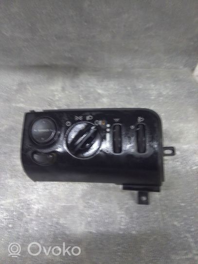 Chrysler Voyager Light switch P01685532