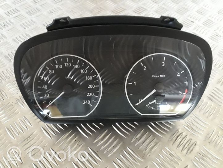 BMW 1 E81 E87 Tachimetro (quadro strumenti) 102495221