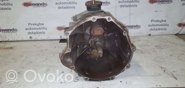 Volkswagen II LT Mechaninė 5 pavarų dėžė 041287