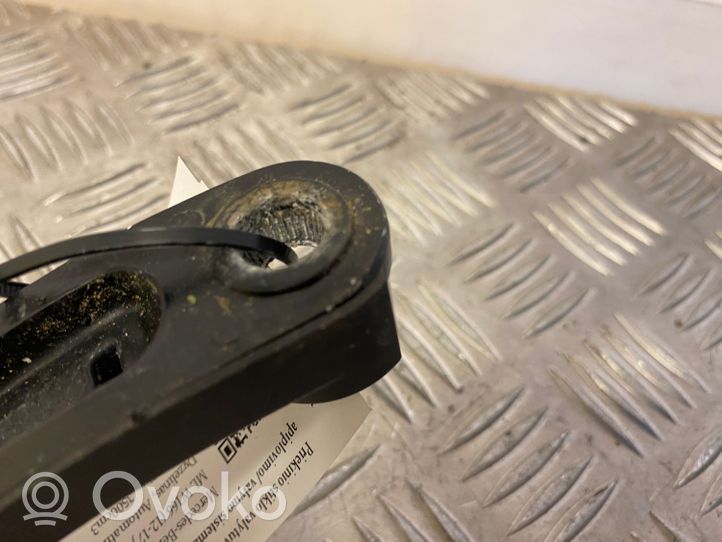 Mercedes-Benz ML W166 Ramię wycieraczki szyby przedniej / czołowej 24028055