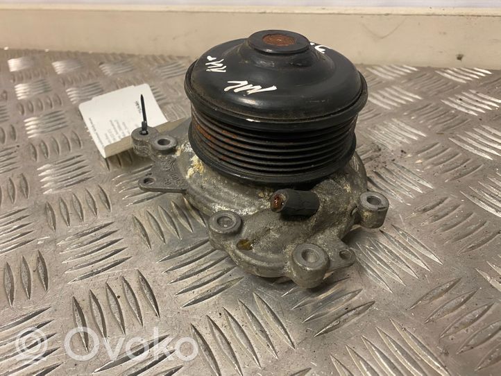 Mercedes-Benz ML W166 Pompa dell’acqua A6422002001