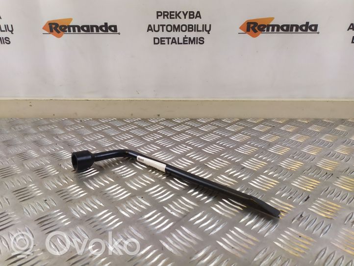 Toyota RAV 4 (XA40) Chiave per dadi della ruota 0915005011