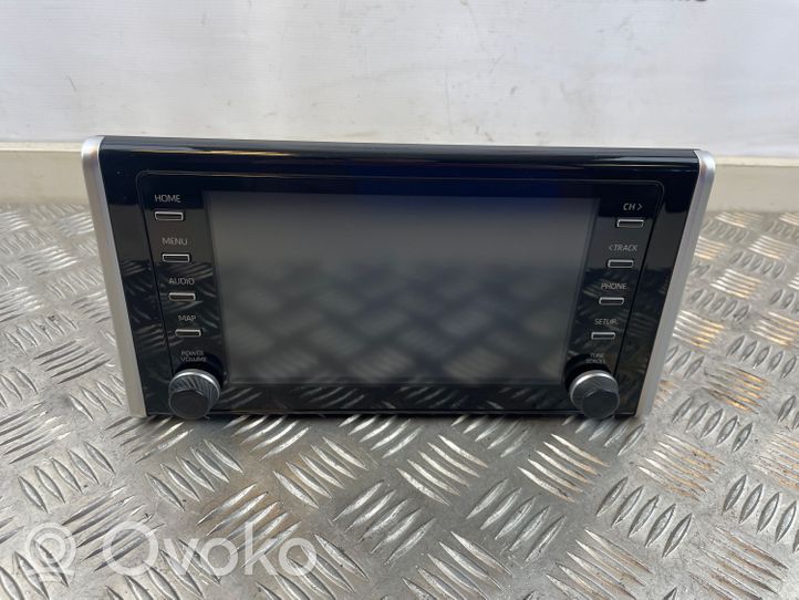 Toyota RAV 4 (XA50) Радио/ проигрыватель CD/DVD / навигация 8614042570