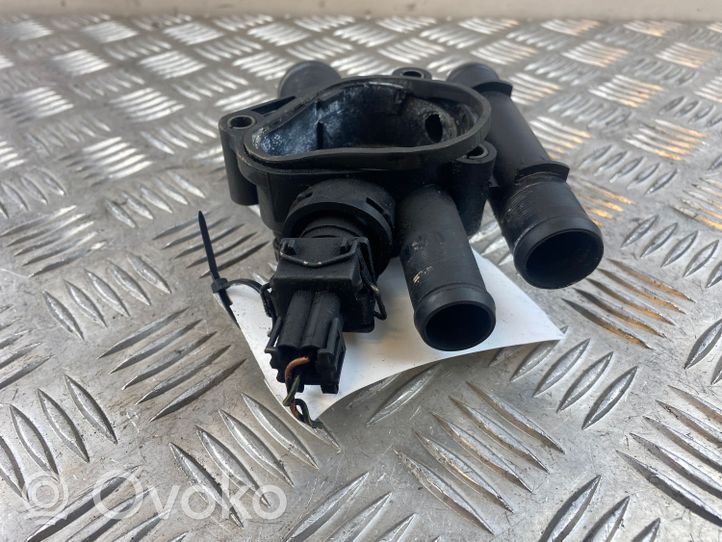 Suzuki Grand Vitara II Termostaatin kotelo 8200112054