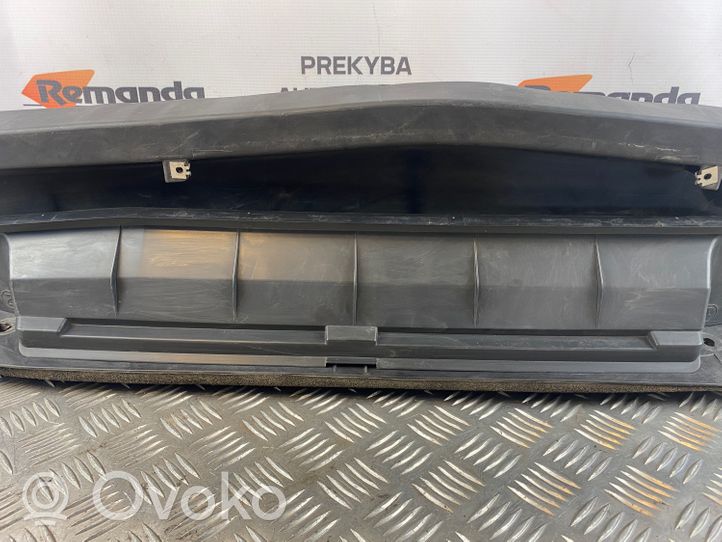 Renault Modus Kita variklio skyriaus detalė 8200214096