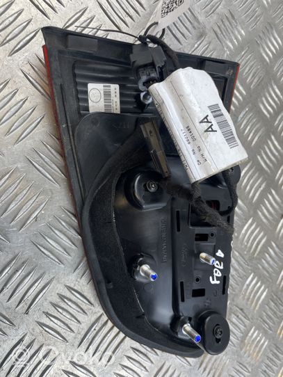 Ford Ecosport Lampy tylnej klapy bagażnika CN15N224A37AB