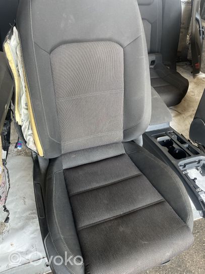 Volkswagen PASSAT B8 Interior set 