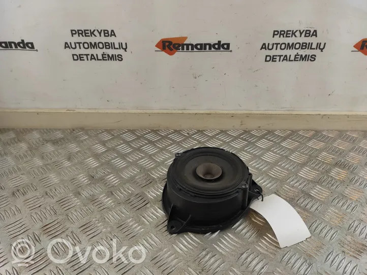 Mercedes-Benz Citan W415 Garsiakalbis (-iai) priekinėse duryse 8200495686