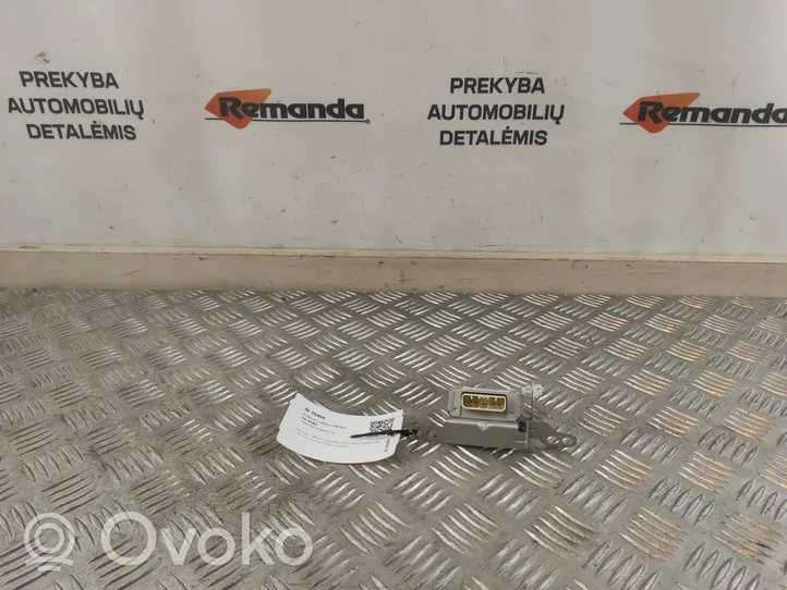 Toyota RAV 4 (XA50) Antenos valdymo blokas 8668142040