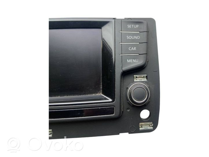 Volkswagen Golf VII Panel / Radioodtwarzacz CD/DVD/GPS 5G0919605