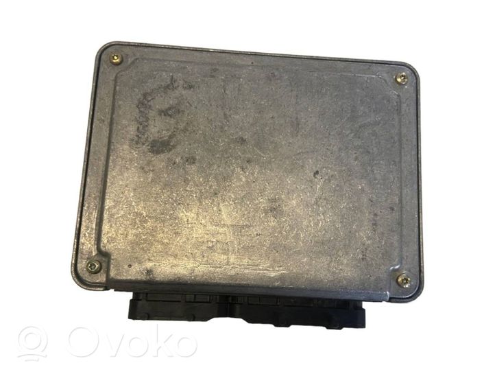 Opel Vectra B Calculateur moteur ECU 24417196