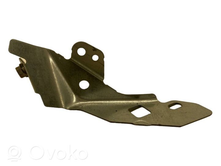 Ford Focus Fender mounting bracket JX7BA16C177