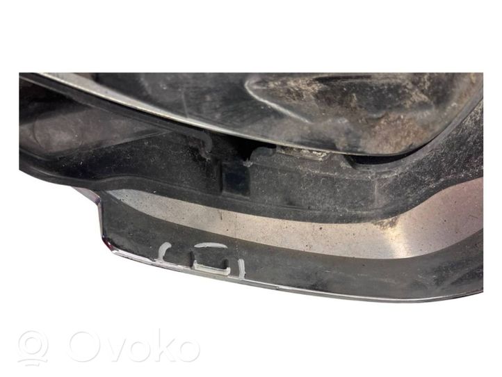 BMW 5 G30 G31 Grotelės priekinės 7390864