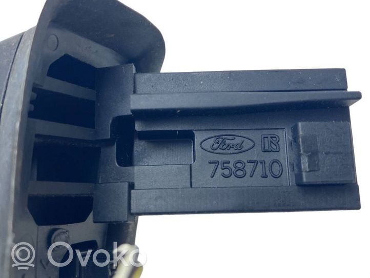 Ford Focus C-MAX Przyciski / Przełącznik regulacji głośności 758710