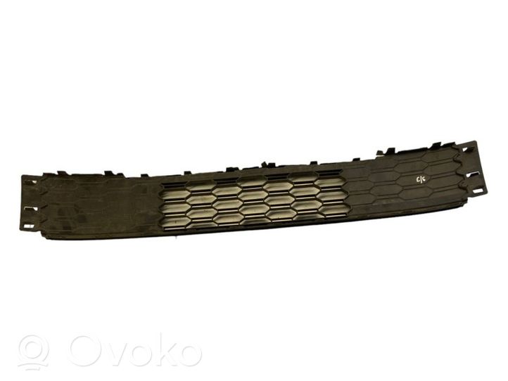 Skoda Fabia Mk3 (NJ) Mascherina inferiore del paraurti anteriore 6V0853677E