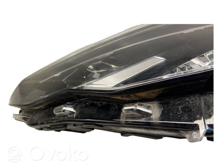 Volkswagen Golf VIII Phare frontale 90150890