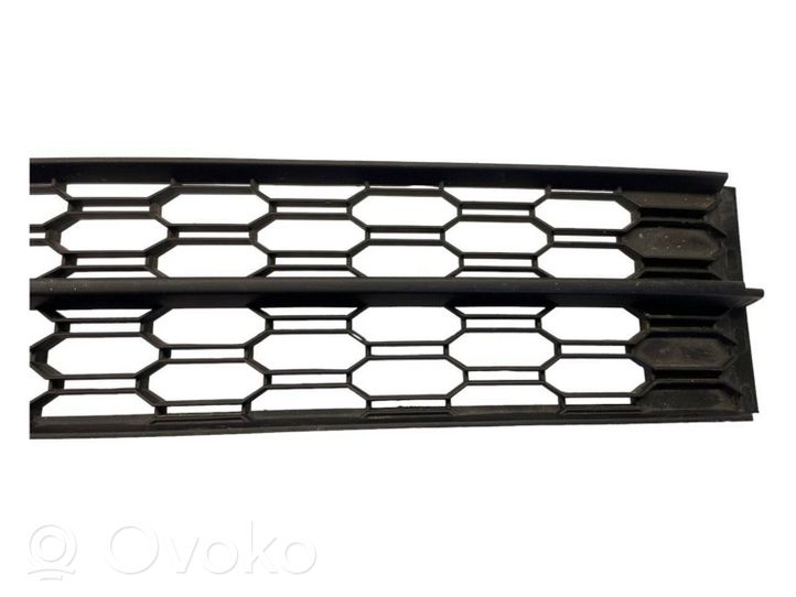 Skoda Octavia Mk3 (5E) Front bumper lower grill 5E0853677J