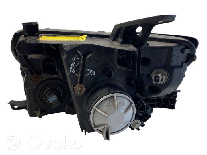 Mitsubishi Pajero Headlight/headlamp 10087874