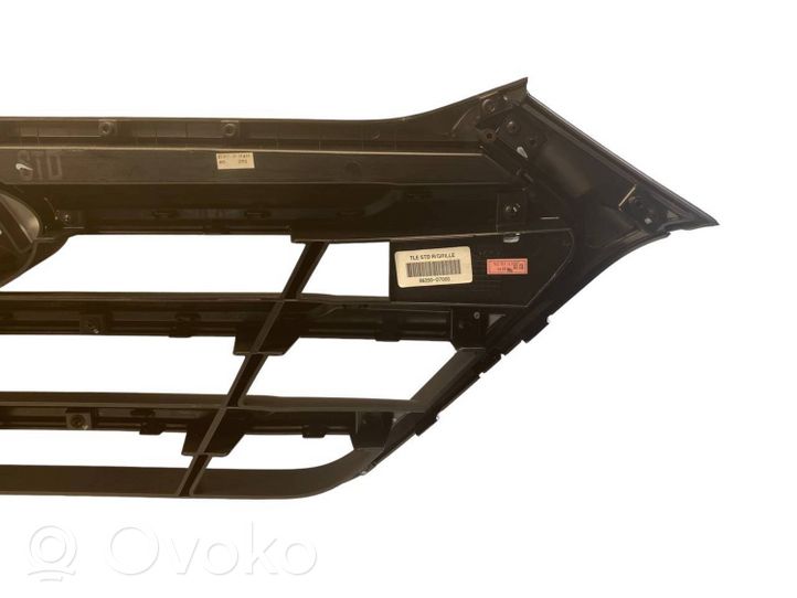 Hyundai Tucson TL Maskownica / Grill / Atrapa górna chłodnicy 86350D7000