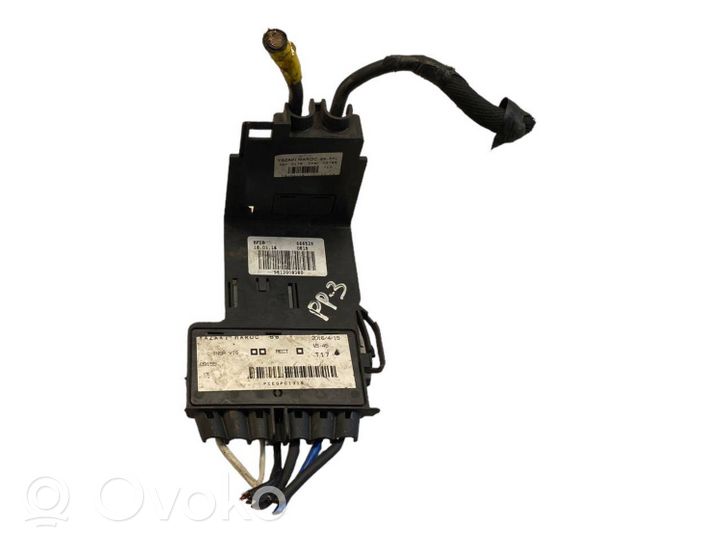 Peugeot Partner Module de fusibles 9806192580