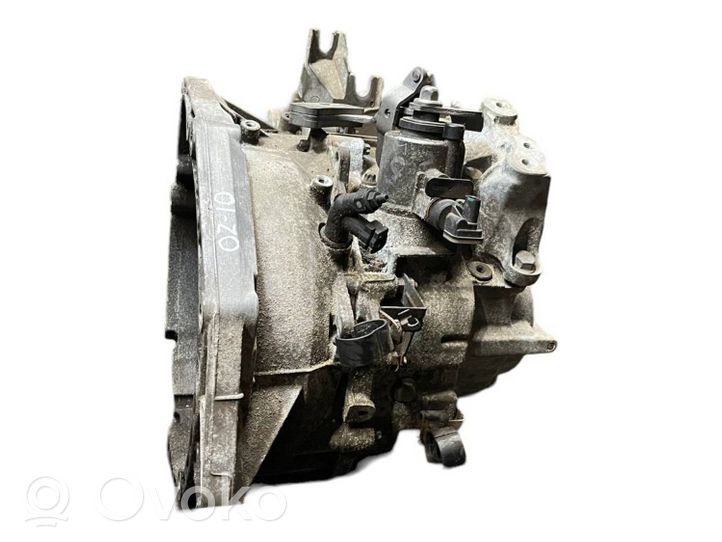 Opel Zafira C Manual 6 speed gearbox 55574460