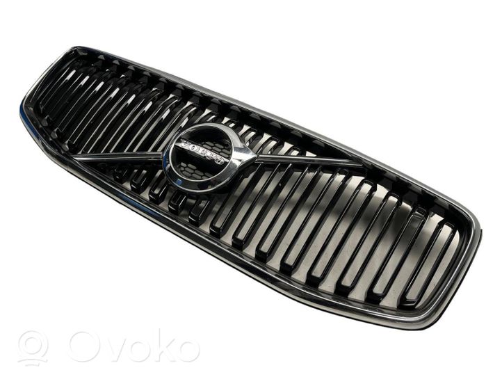 Volvo XC60 Front bumper upper radiator grill 31416623