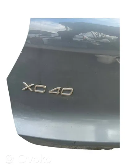 Volvo XC40 Portellone posteriore/bagagliaio 