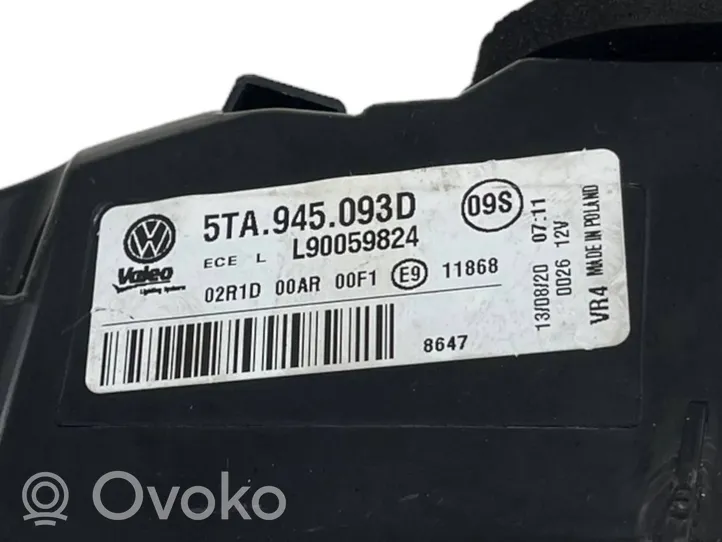 Volkswagen Touran III Takaluukun takavalot 5TA945093D