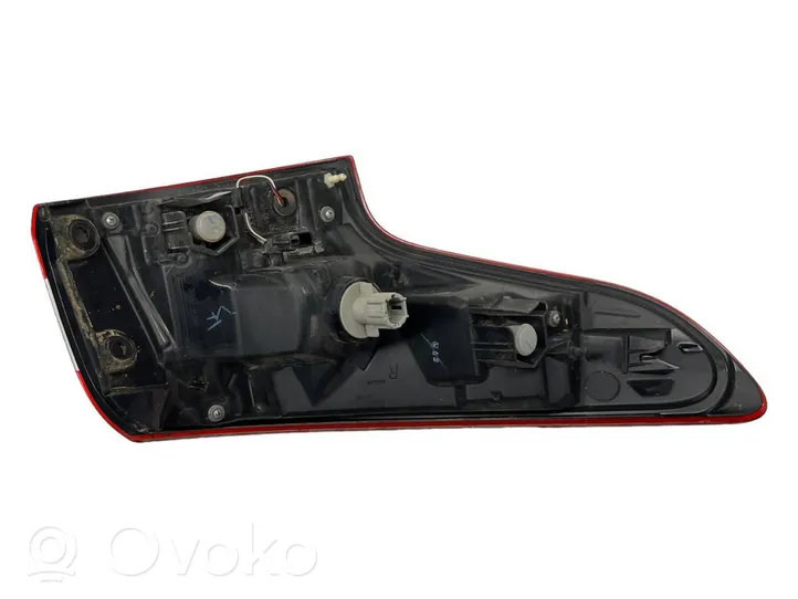 Nissan Qashqai Galinis žibintas kėbule 265504EA0A